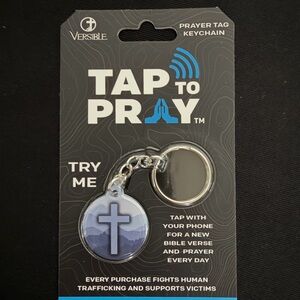 Versible Tap to Pray Keychain